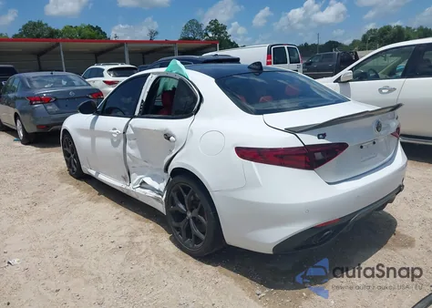 2019 Alfa Romeo Giulia Sport Awd from USA, damaged, VIN ZARFANAN5K7614816